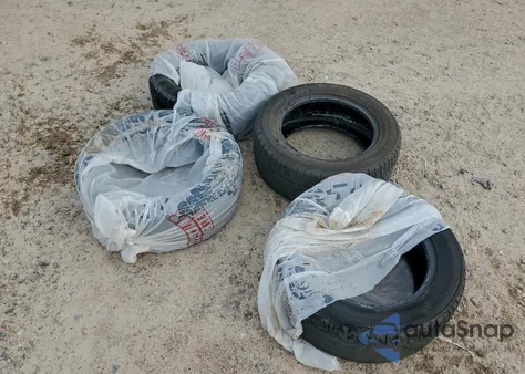 2015 Chevrolet Silverado C1500 Lt из США, поврежденный, VIN 1GCRCREC5FZ403613